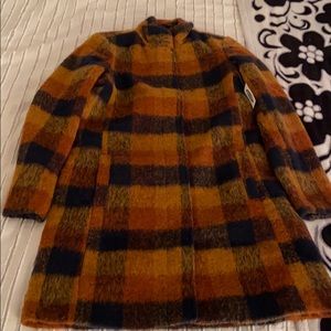 Brand new never worn old navy women’s coat!